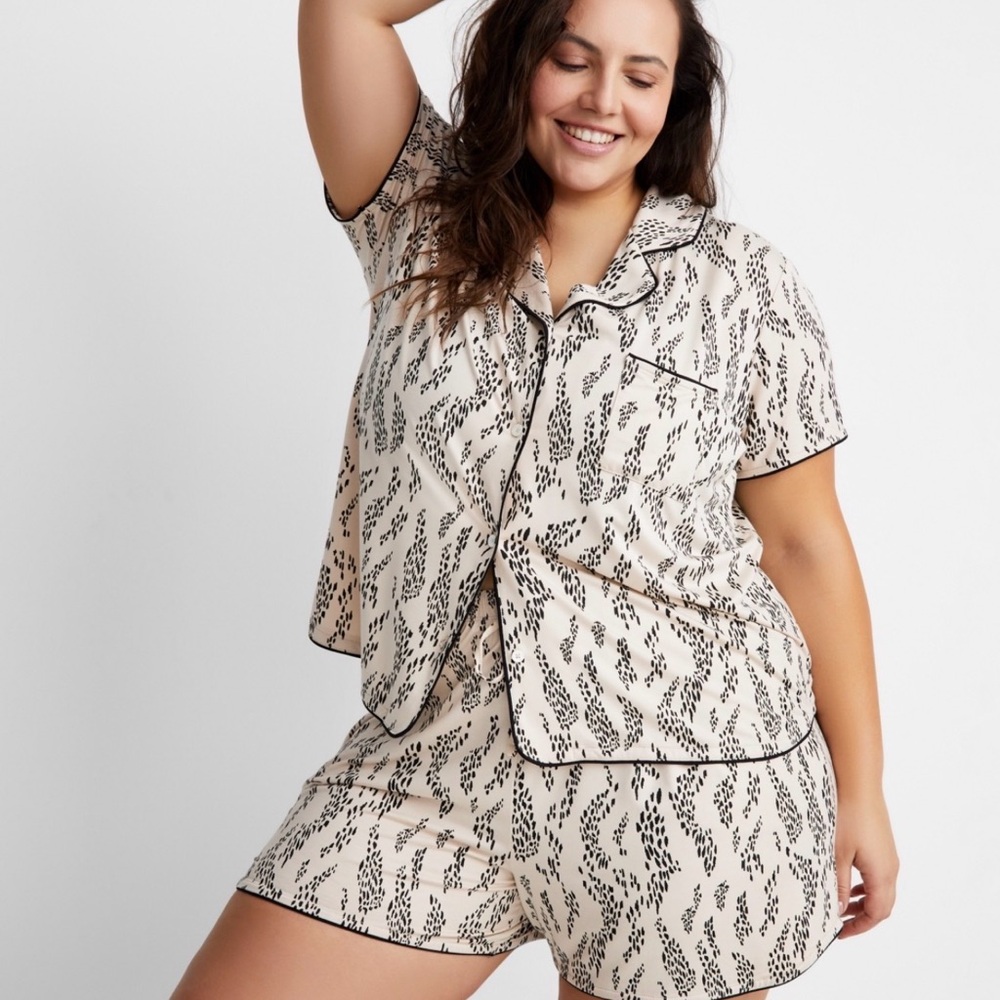 State of Day
Women's 2-Pc. Short-Sleeve Notched-Collar Pajama Set XXL